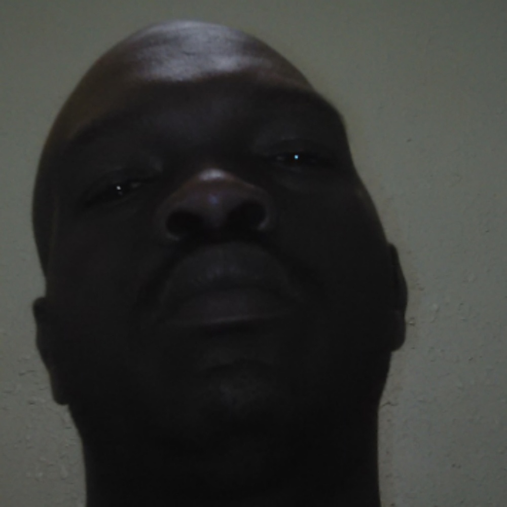 Meet your Posher, Emanuel